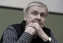 Умер писатель Сергей Есин Умер писатель Сергей Есин
