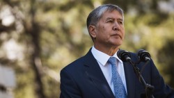 Президент Киргизии отправил правительство в отставку Президент Киргизии отправил правительство в отставку