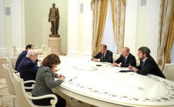 Россия поддержит Сирию в борьбе с ИГ Россия поддержит Сирию в борьбе с ИГ