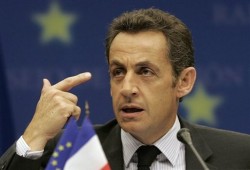Саркози передвигает границы