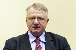 Гаагский трибунал отпустил Шешеля Гаагский трибунал отпустил Шешеля