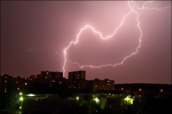 Москве обещают грозу Москве обещают грозу