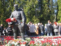 Эстония: годовщина «бронзовой ночи» Эстония: годовщина «бронзовой ночи»