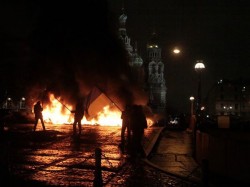 «Мини-майдан» Павленского «Мини-майдан» Павленского