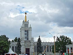 В Москве будет тепло и дождливо