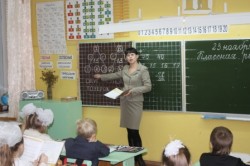 Владимир Путин: профессия учителя вновь становится престижной Владимир Путин: профессия учителя вновь становится престижной