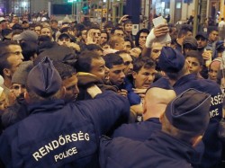 Правящая коалиция в Германии согласовала «Миграционный пакет-2» Правящая коалиция в Германии согласовала «Миграционный пакет-2»