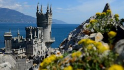 Вслед за французами в Крым приедут депутаты из Италии Вслед за французами в Крым приедут депутаты из Италии