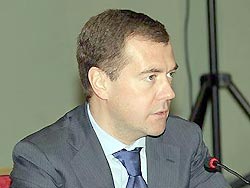 Медведев осваивает Магадан Медведев осваивает Магадан