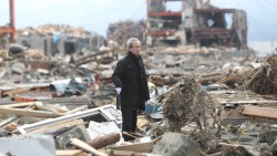 В Японии вспоминают жертв землетрясения