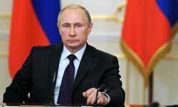 Путин предложил ввести присягу для госслужащих