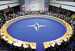 НАТО готовит России «жесткое послание» НАТО готовит России «жесткое послание»