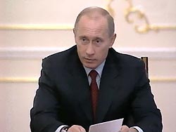 Путин оставил себя без секретариата Путин оставил себя без секретариата