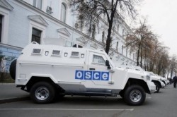 Лондон шлет на Украину бронемашины Лондон шлет на Украину бронемашины
