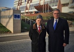 Касьянов пообещал Джемилеву вернуть Крым Украине Касьянов пообещал Джемилеву вернуть Крым Украине