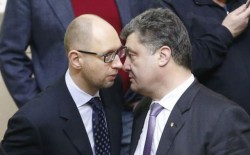 Яценюк сравнил Порошенко с танком Яценюк сравнил Порошенко с танком
