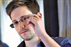 В разоблачениях Сноудена ищут след России