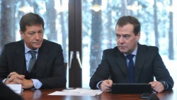 Медведев расставляет законотворческие приоритеты Медведев расставляет законотворческие приоритеты