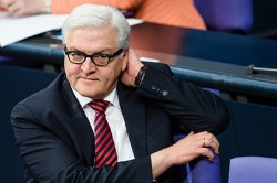 Штайнмайер выступил против длительной изоляции России Штайнмайер выступил против длительной изоляции России