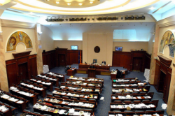 Македония осталась без премьера и парламента Македония осталась без премьера и парламента