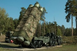 Россия перебросит в Крым ракетные комплексы С-400 Россия перебросит в Крым ракетные комплексы С-400