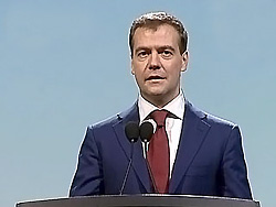 Медведев превратит страну в мировой финансовый центр