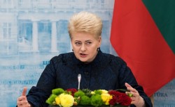 Песков опроверг слова президента Литвы о требованиях Путина Песков опроверг слова президента Литвы о требованиях Путина