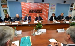 Путин заявил о готовности передать Украине военную технику из Крыма Путин заявил о готовности передать Украине военную технику из Крыма