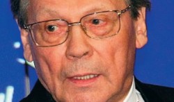 Николай Лаверов: «Нужны структурные перестройки экономики. Реальные, а не мифические» Николай Лаверов: «Нужны структурные перестройки экономики. Реальные, а не мифические»
