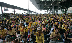Оппозиция покидает аэропорты Бангкока