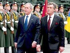 Буш пообещал Украине протекцию в НАТО