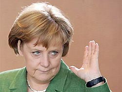 Меркель встала на пути США