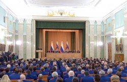Путин раскритиковал ценообразование на услуги ЖКХ Путин раскритиковал ценообразование на услуги ЖКХ
