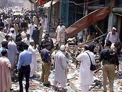 В результате теракта в Пакистане погибло 25 человек
