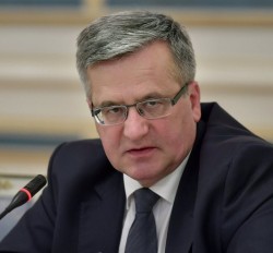 Президент Польши боится «зелёных человечков» Президент Польши боится «зелёных человечков»