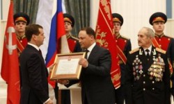 Владивосток стал "Городом воинской славы" Владивосток стал "Городом воинской славы"