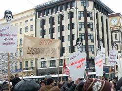 Латвийские эсэсовцы отпраздновали свой день Латвийские эсэсовцы отпраздновали свой день