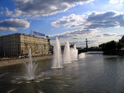 Южный ветер согреет Москву Южный ветер согреет Москву