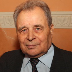 Бронислав Омеличев: «Маршал Ахромеев был продолжателем знаменитой плеяды начальников Генштаба» Бронислав Омеличев: «Маршал Ахромеев был продолжателем знаменитой плеяды начальников Генштаба»