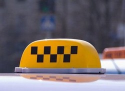Таксистов обязали легализоваться Таксистов обязали легализоваться