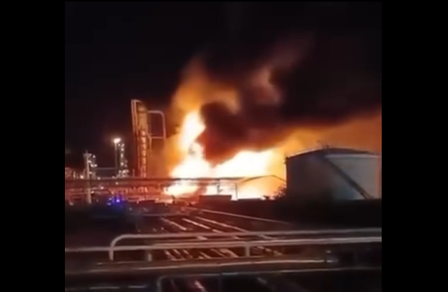Диверсанты в белых перчатках  Диверсанты в белых перчатках