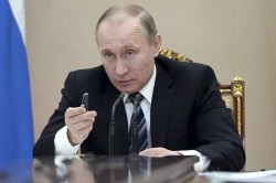 Путин уволил восемь генералов Путин уволил восемь генералов