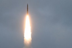Россия испытала межконтинентальную ракету «Тополь» Россия испытала межконтинентальную ракету «Тополь»