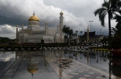 Бруней станет шариатским государством 