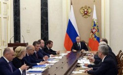 Путин потребовал устранить диспропорции в доходах регионов Путин потребовал устранить диспропорции в доходах регионов