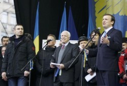 Две Украины разделило 500 метров Две Украины разделило 500 метров