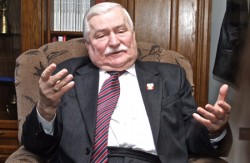Лех Валенса предрёк России распад Лех Валенса предрёк России распад