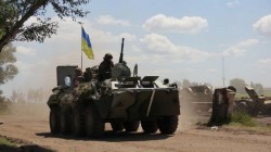 СМИ: Украина стягивает бронетехнику к границе с Крымом СМИ: Украина стягивает бронетехнику к границе с Крымом