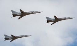 Песков прокомментировал удар авиации РФ по ИГ Песков прокомментировал удар авиации РФ по ИГ