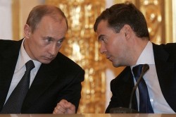Путин и Медведев в Давос не поедут Путин и Медведев в Давос не поедут